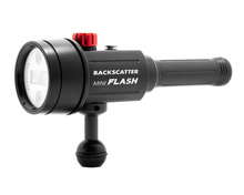 Load image into Gallery viewer, Backscatter Mini Flash 1 Underwater Strobe Package
